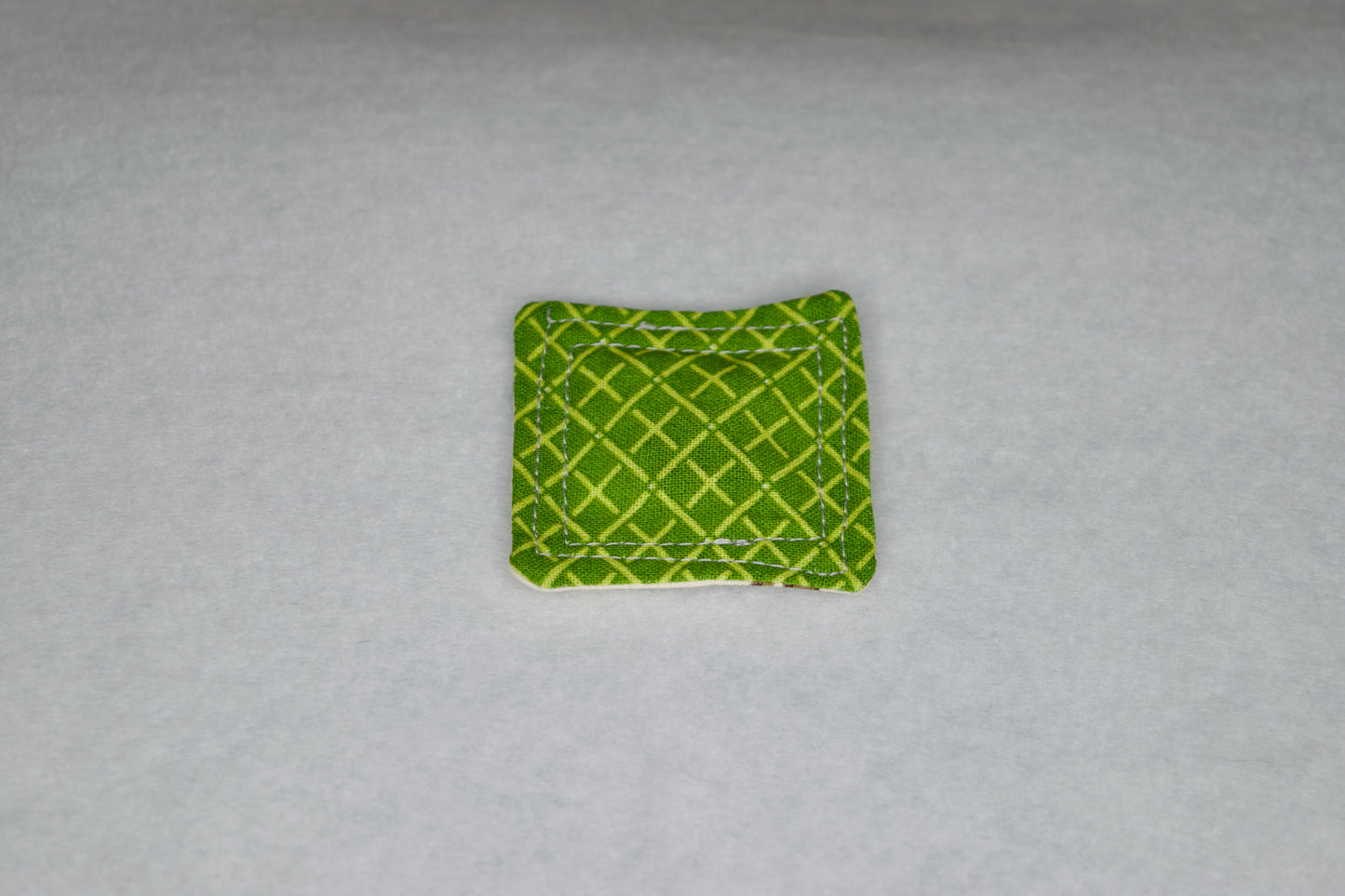 Vines / Green Lattice Pocket Prayer Quilt