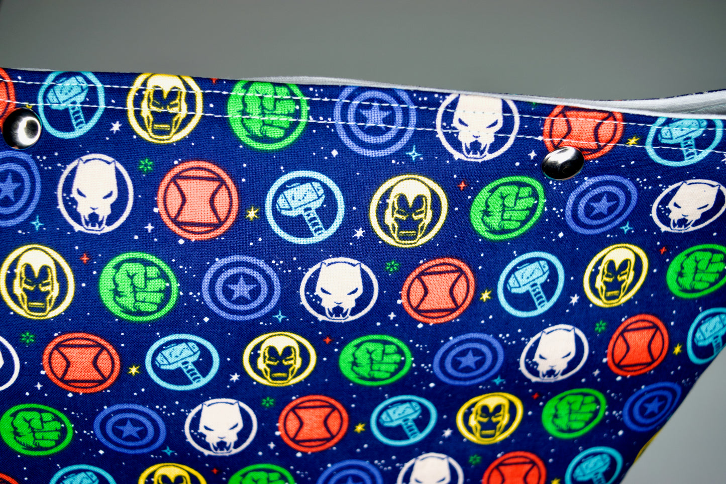 Marvel / Gray and White Stripes Medium Snap Pouch