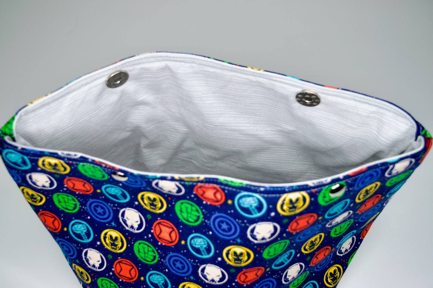 Marvel / Gray and White Stripes Medium Snap Pouch