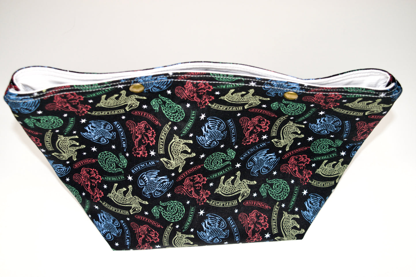 Harry Potter / Gray and White Stripes Medium Snap Pouch