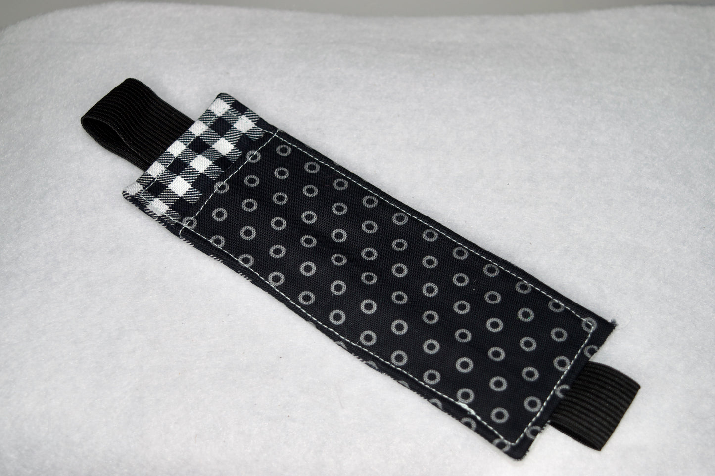 Black Plaid / Black and Gray Dots Elastic Bookmark