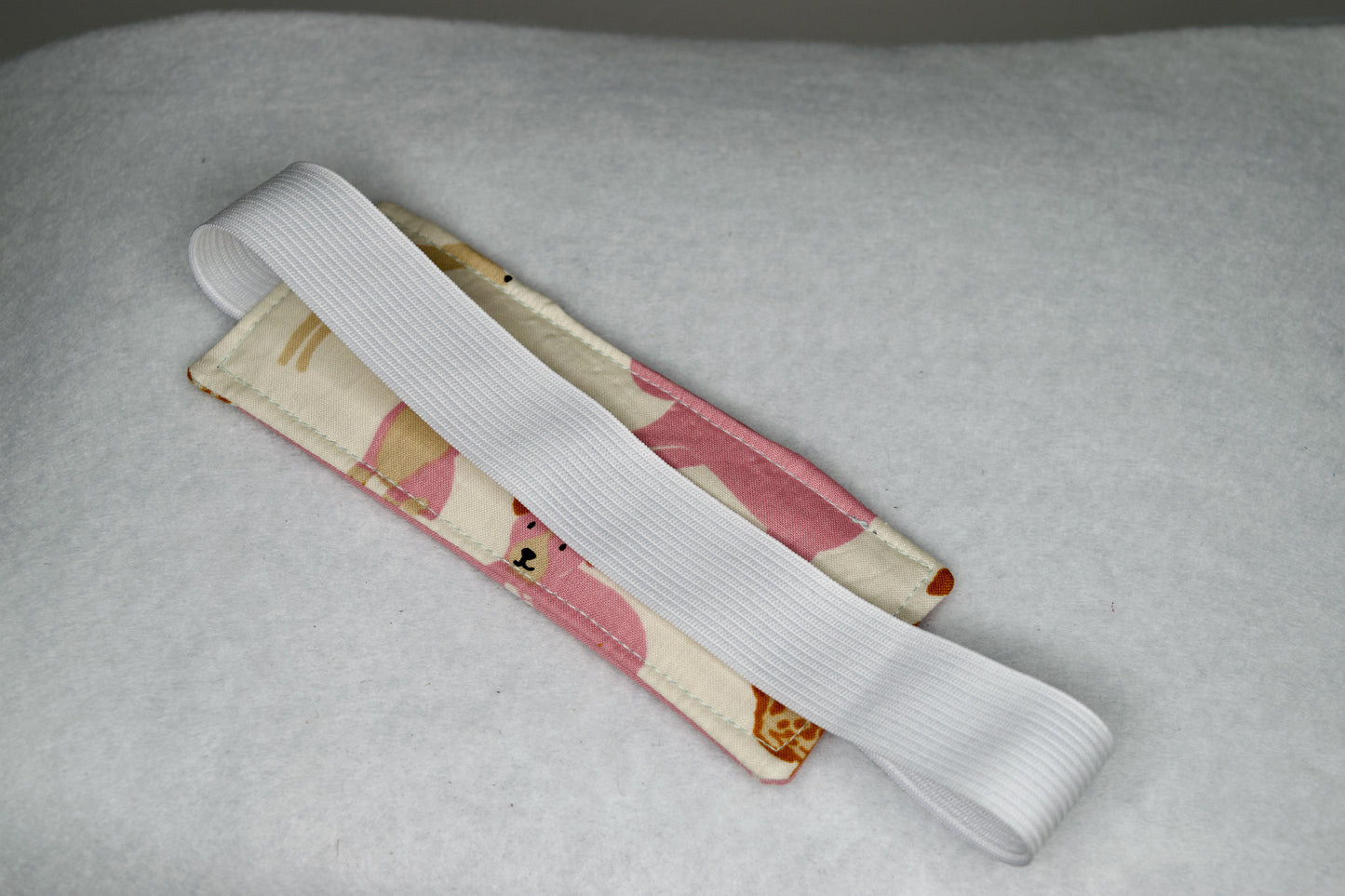 Dogs / Pink and White Paws Elastic Bookmark
