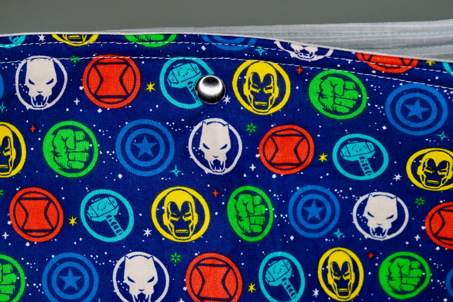 Marvel / Gray and White Stripes Small Snap Pouch