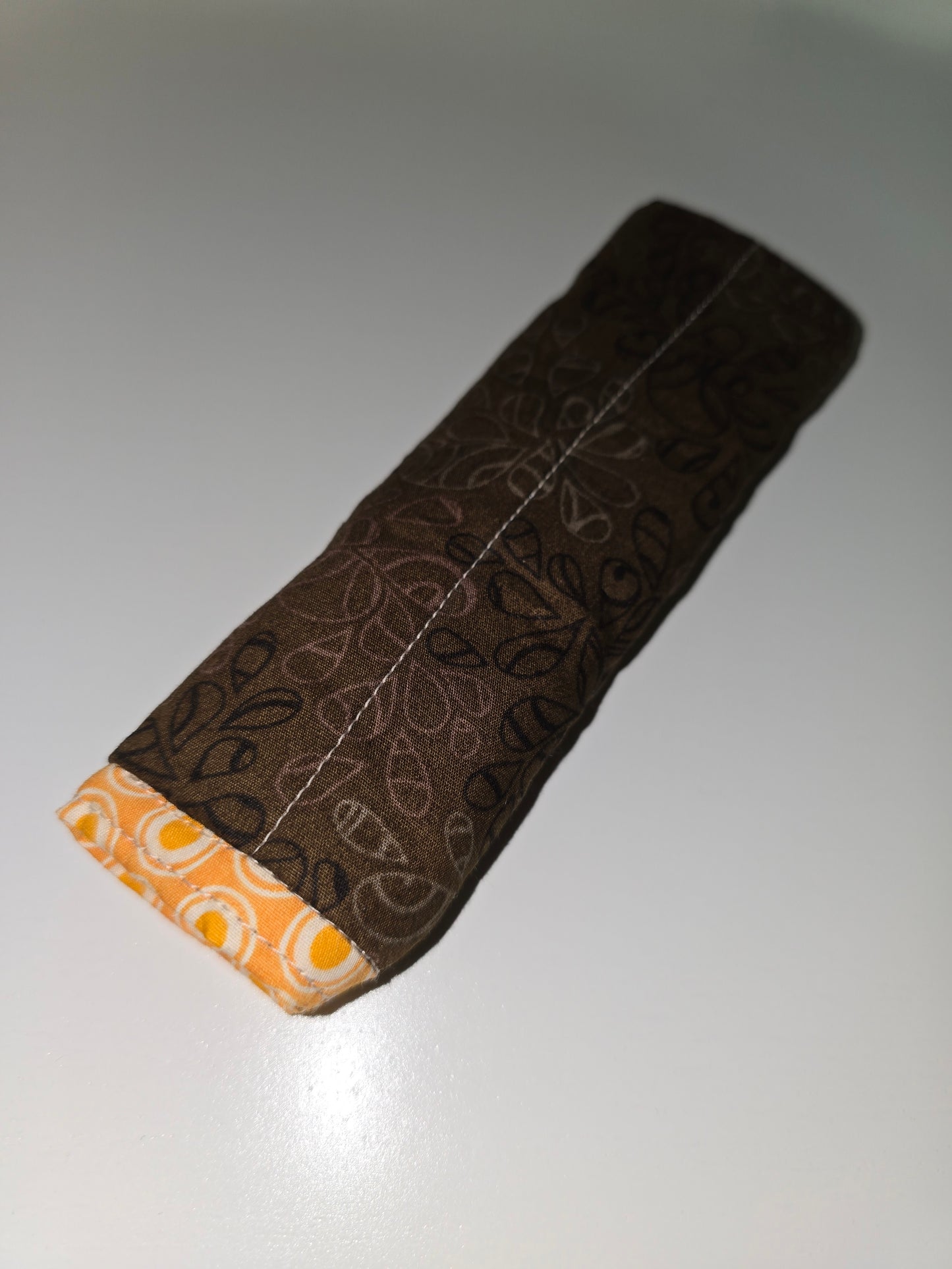 Brown / Orange Circles Skillet Handle Holder