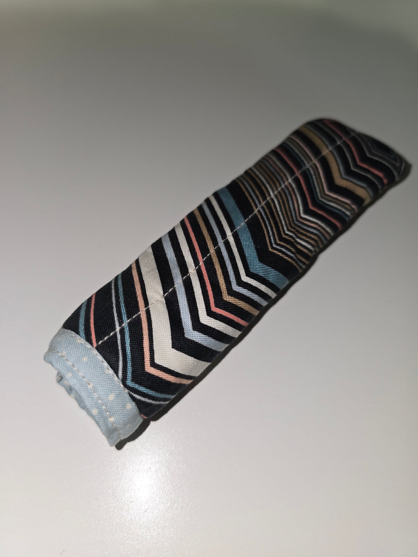 Chevron Blue White Dots Skillet Handle Holder
