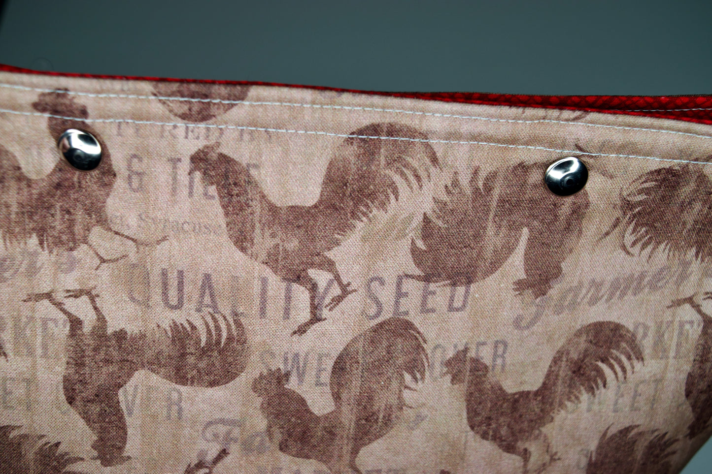 Tossed Roosters / Red Medium Snap Pouch