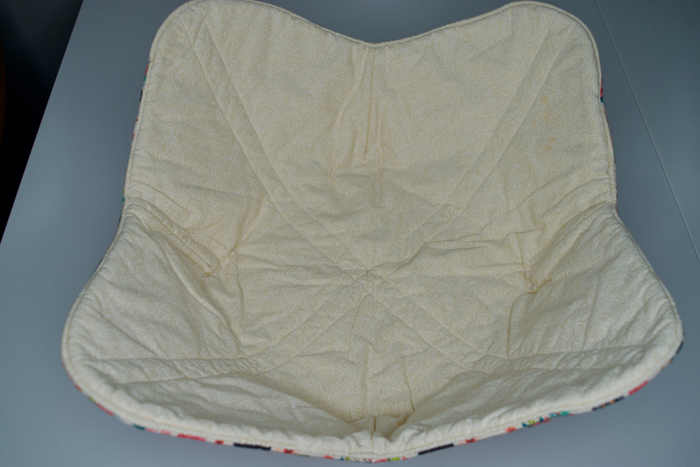 Weenie Dogs / Tan Vines Jumbo Bowl Cozy