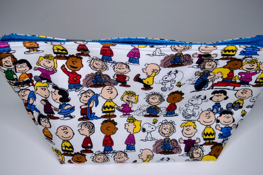 Peanuts / Blue Large Snap Pouch