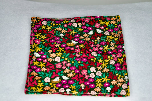 Flowers with Mushrooms and Birds Lid Gripper