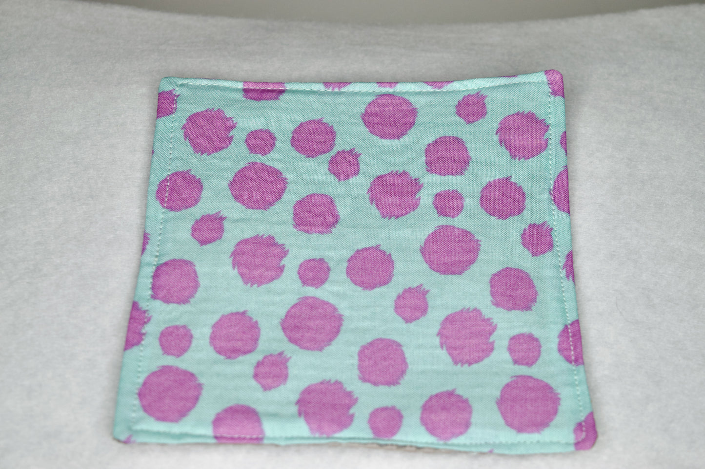 Auqa and Purple Dots Lid Gripper