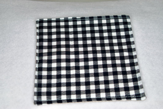 Black Plaid Lid Gripper