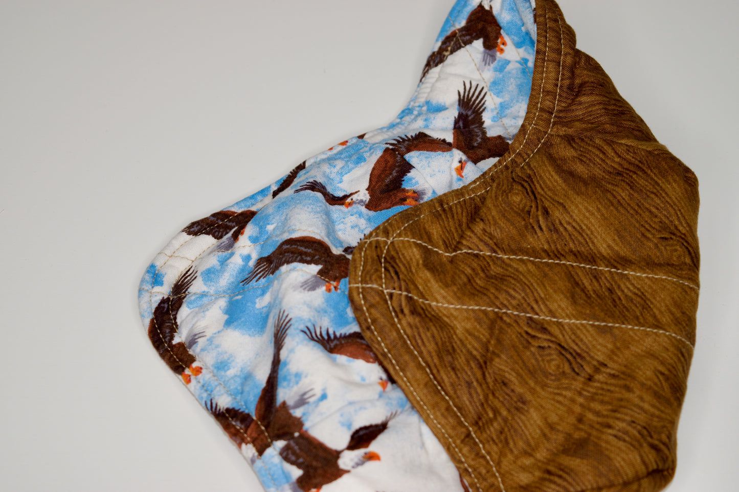Eagles / Wood Grain Medium Bowl Cozy