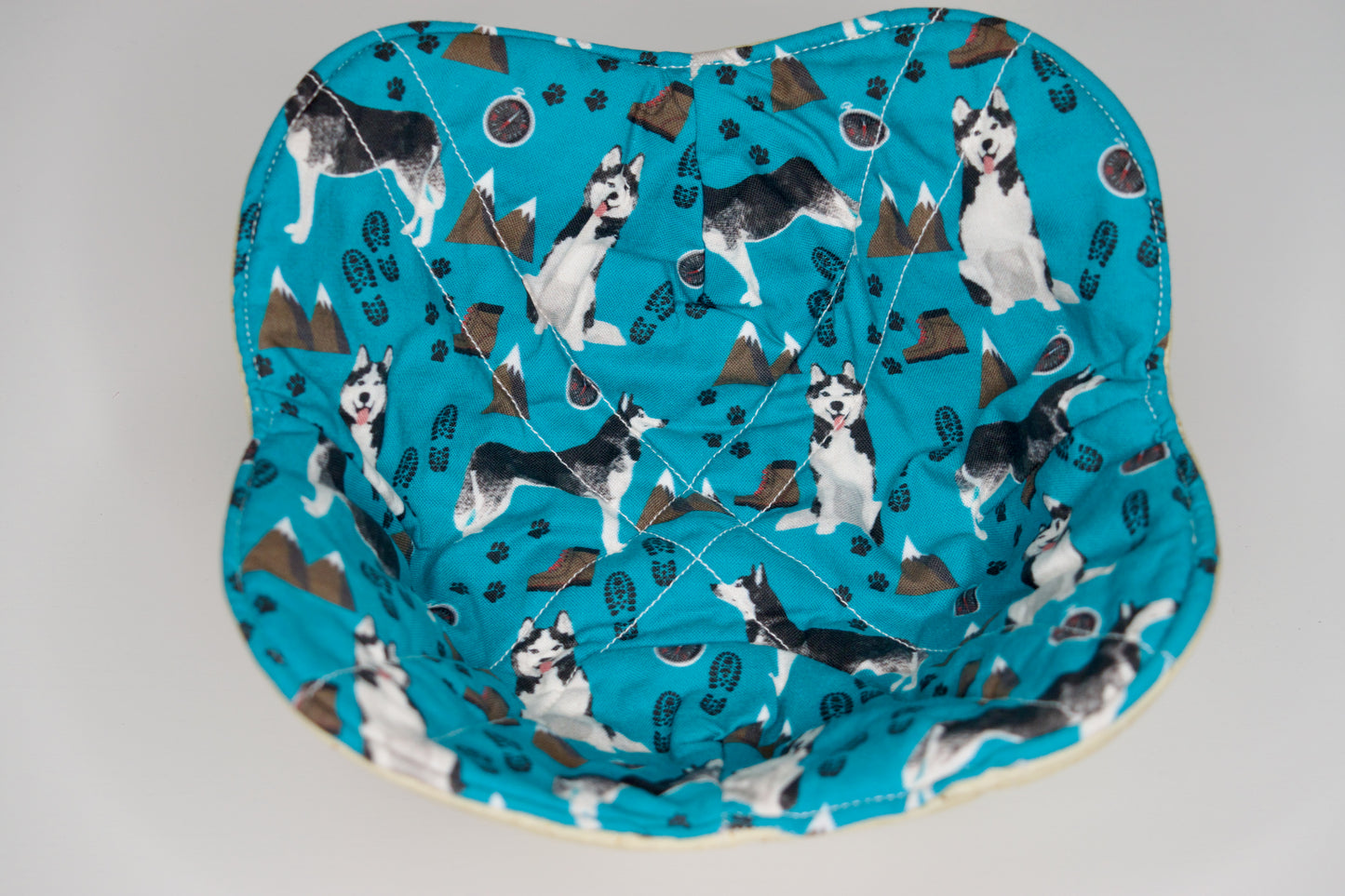 Huskies / Tan and Brown Dots Small Bowl Cozy