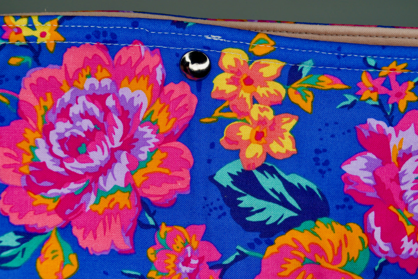 Bright Flowers / Blush Pink Small Snap Pouch