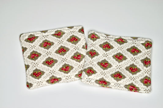 Lattice Roses Mini Hot Pads