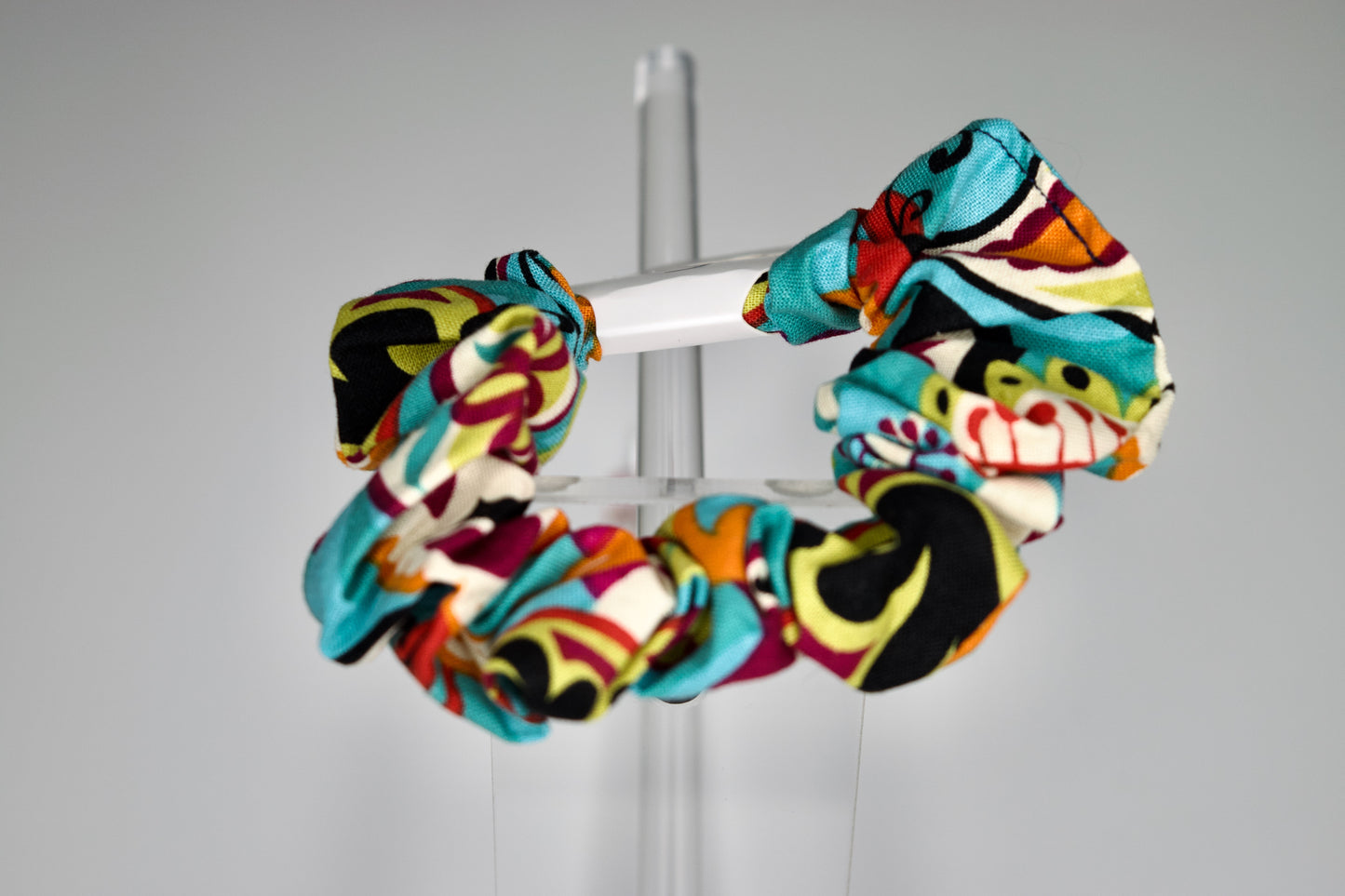 Large Retro Flowers Scrunchie