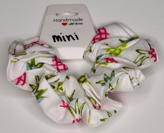 Mini Jumbo Pineapples Scrunchie