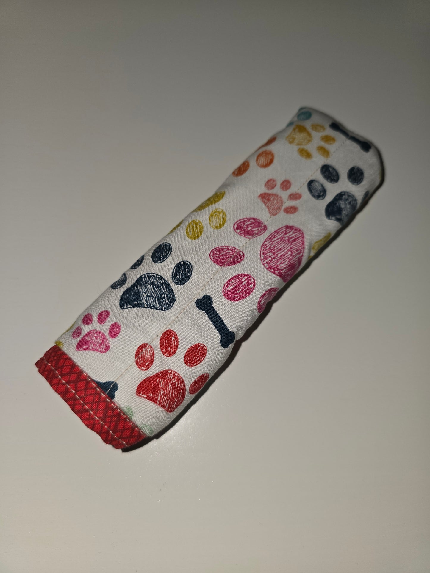 Rainbow Paws / Red Lattice Skillet Handle Holder
