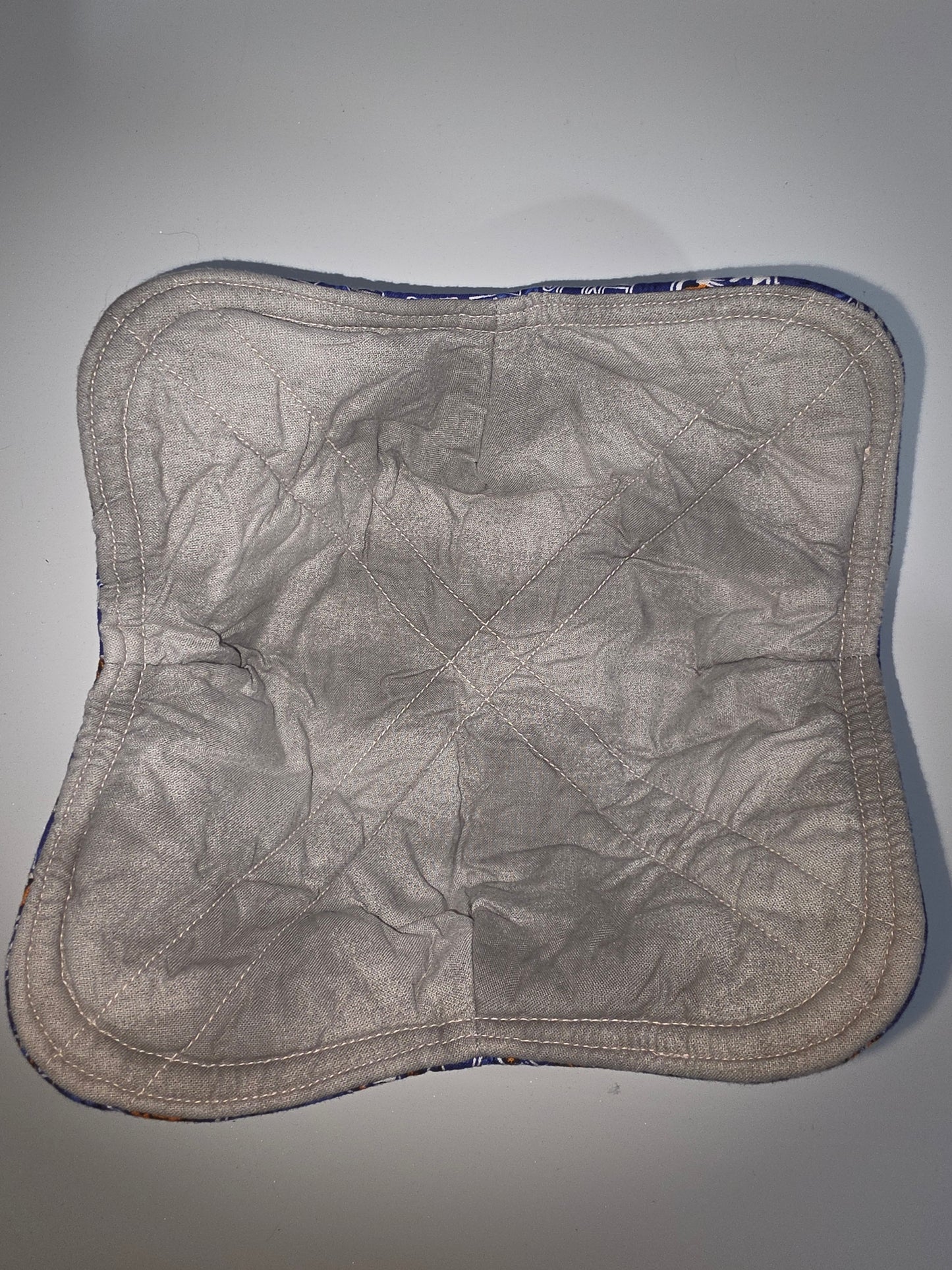 Memphis / Gray Medium Bowl Cozy
