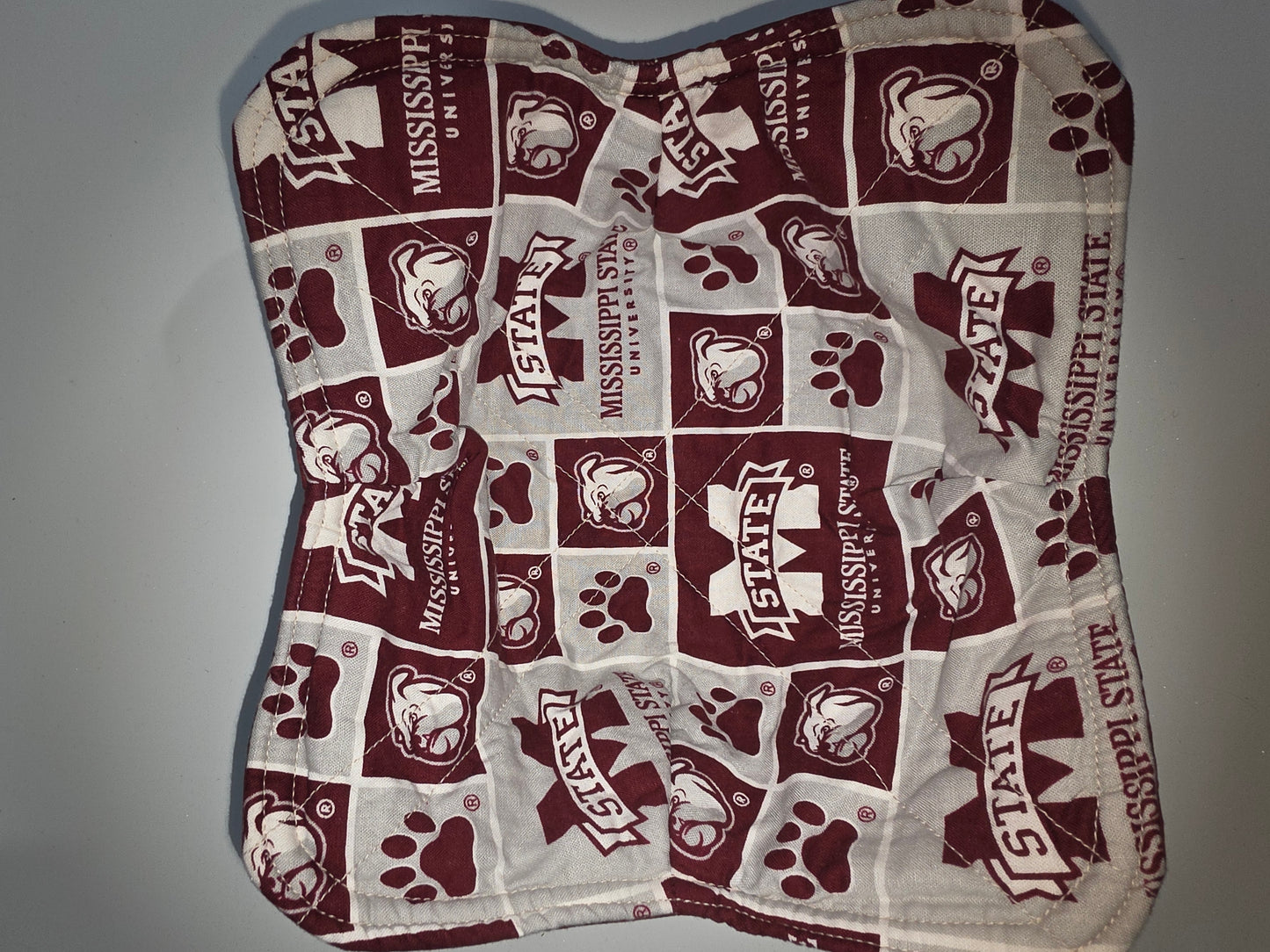 Mississippi / Maroon Medium Bowl Cozy