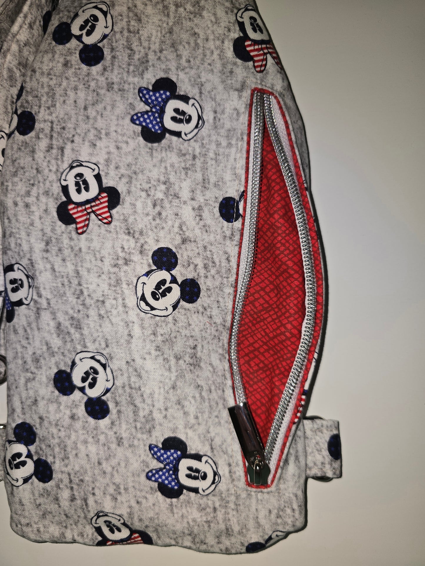 Mickey and Minnie / Red Lattice Crossbody Sling