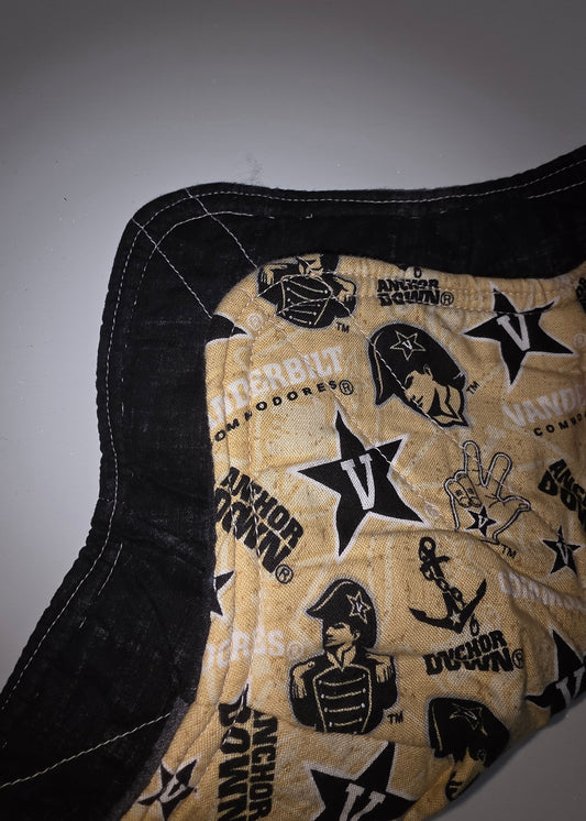 Vanderbilt/ Black Medium Bowl Cozy