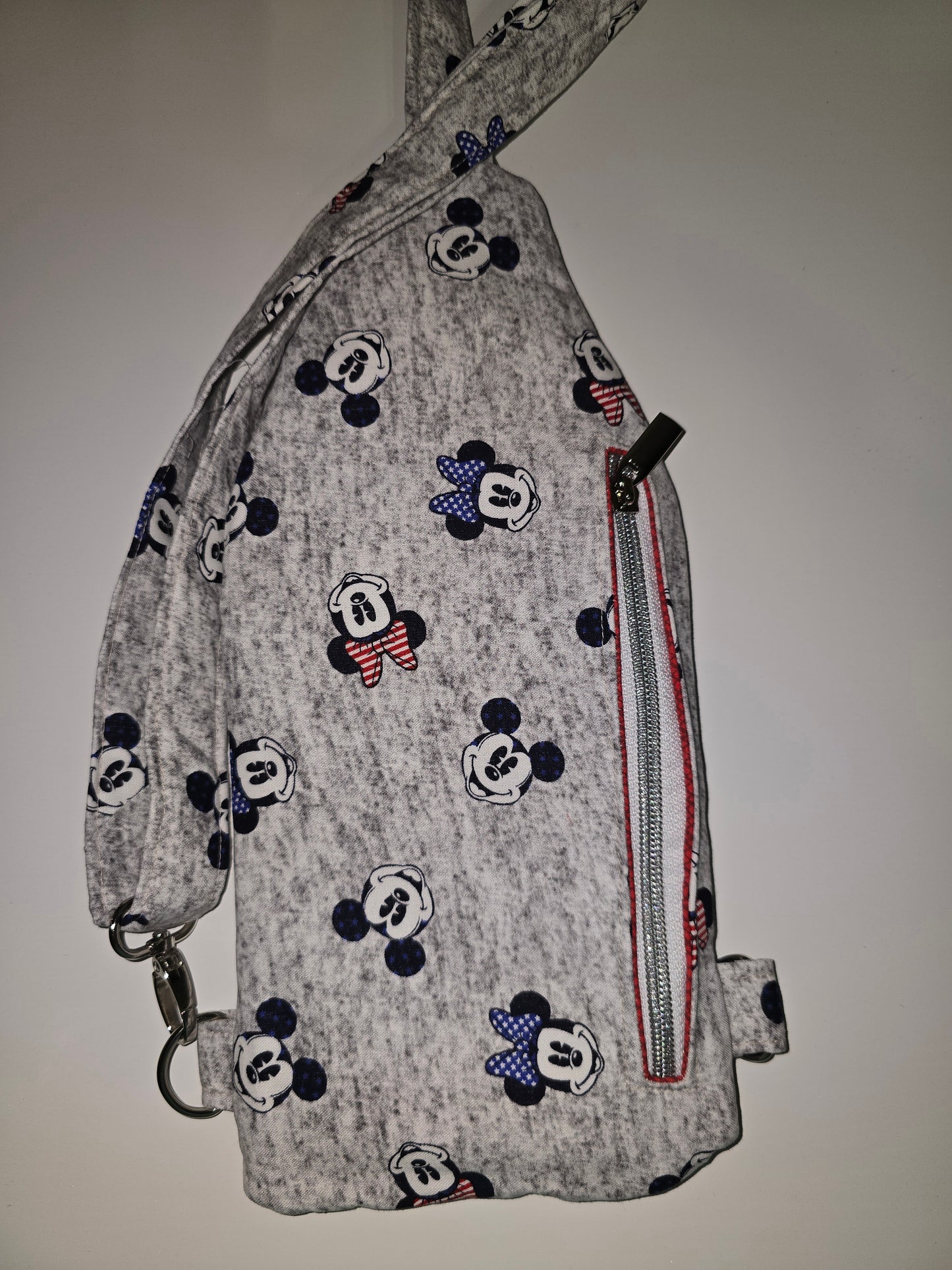 Mickey and Minnie / Red Lattice Crossbody Sling