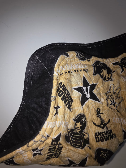 Vanderbilt / Black Small Bowl Cozy