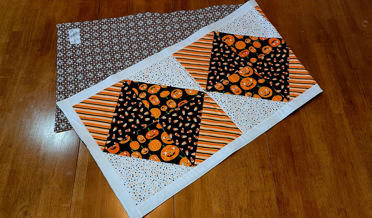 Reversible Diamond Halloween / Fall Table Runner